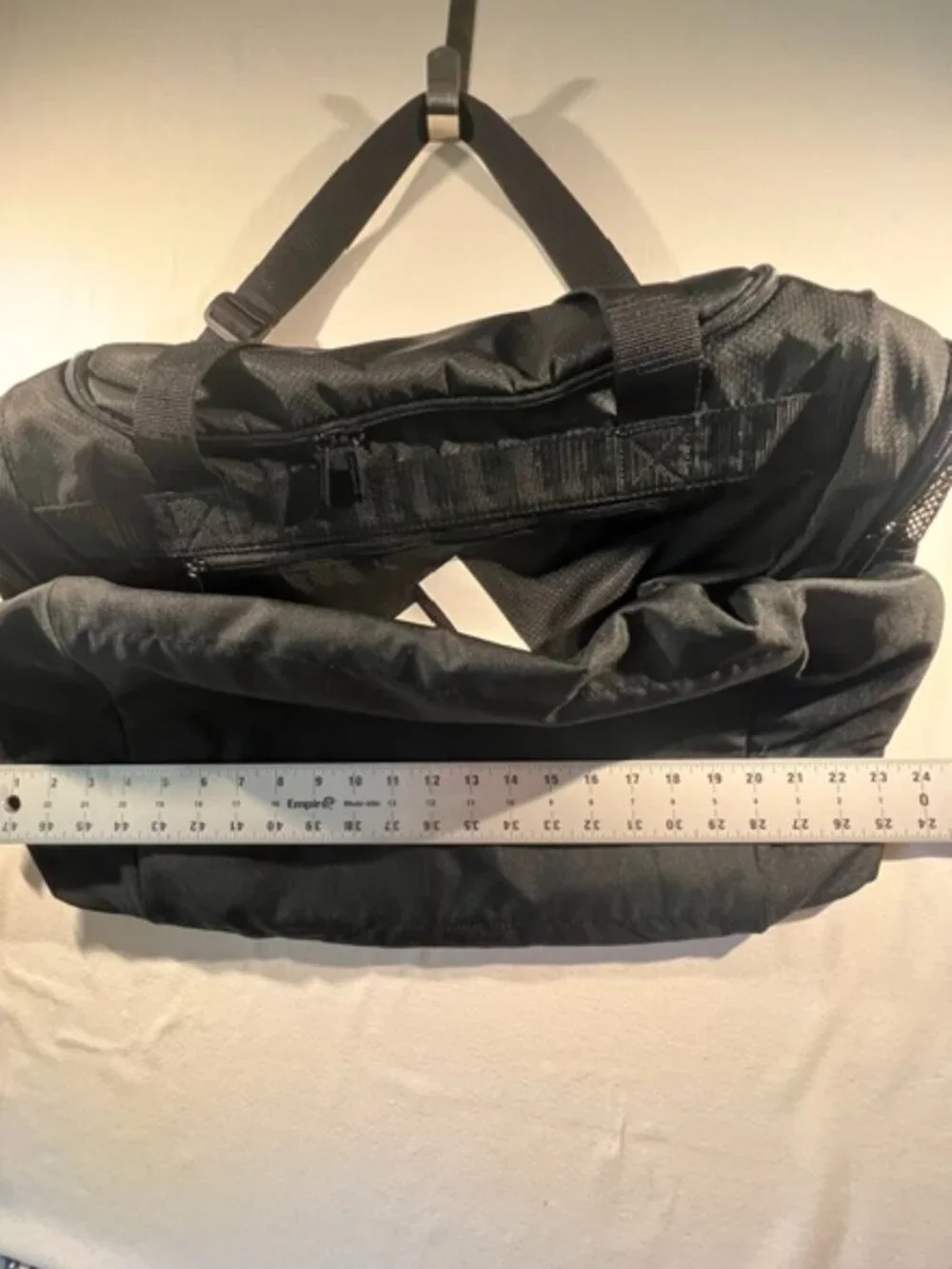 Adidas Defender IV Duffel Bag Black/White app. 23x13x9